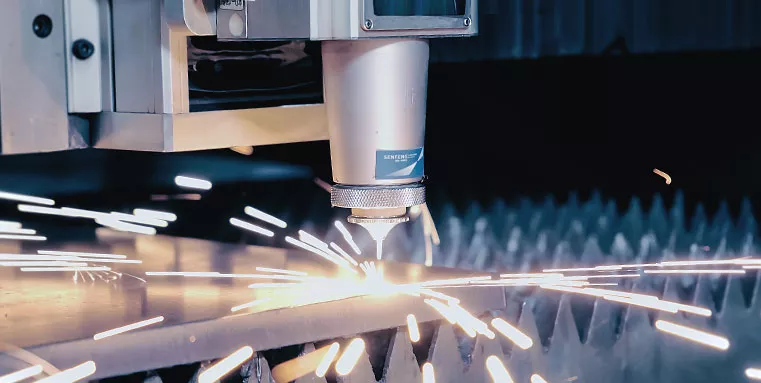 fiber-laser-cutter تحول صنعت فلز با پیشرفت دستگاه لیزر برش
